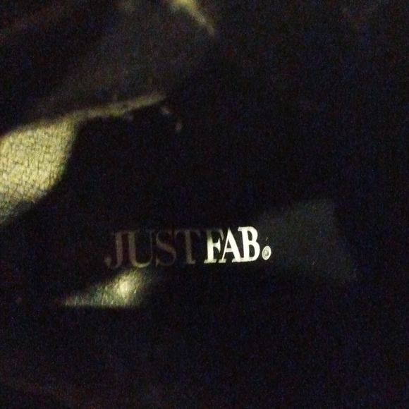 JustFab Black Booties with wooden heel size 7 - Picture 7 of 7